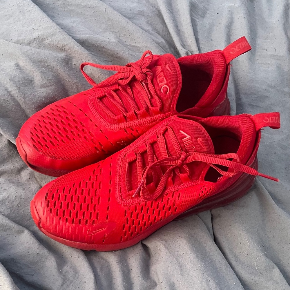 red nike air max 270